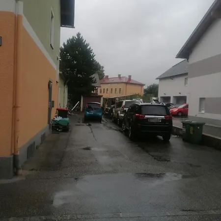 In Salzkammergut * Attnang-Puchheim