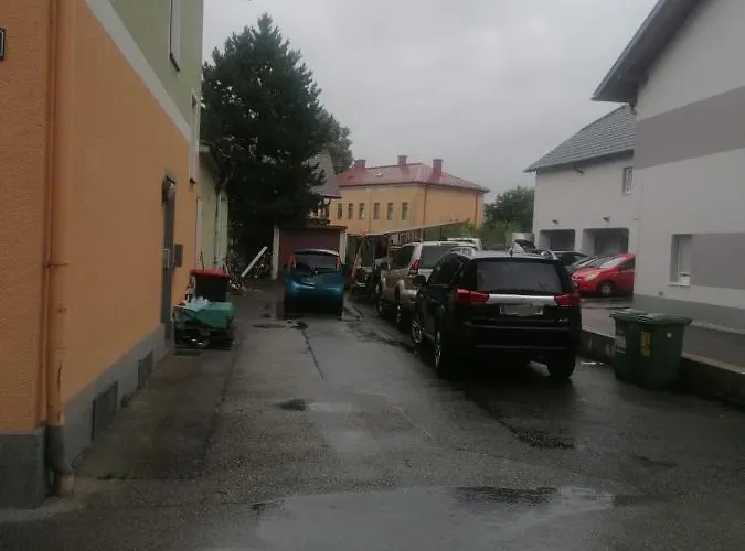 In Salzkammergut * Attnang-Puchheim